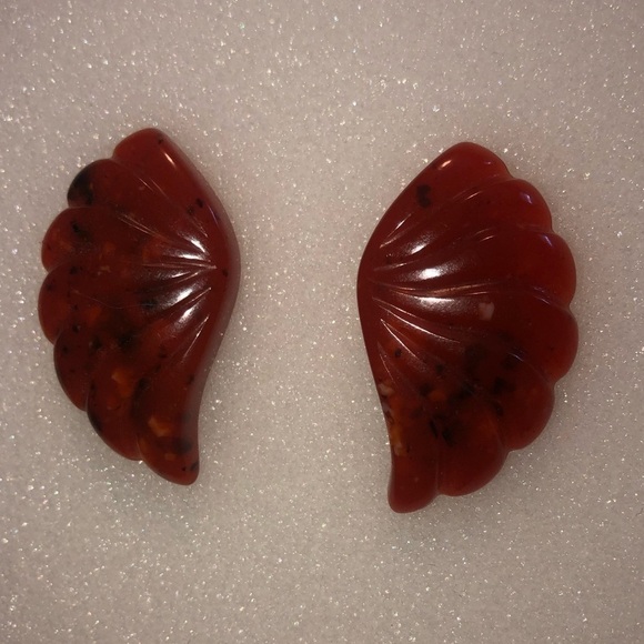 VTG Carved Carnelian Style Bakelite Fan Stud Earrings 2” - Picture 3 of 6